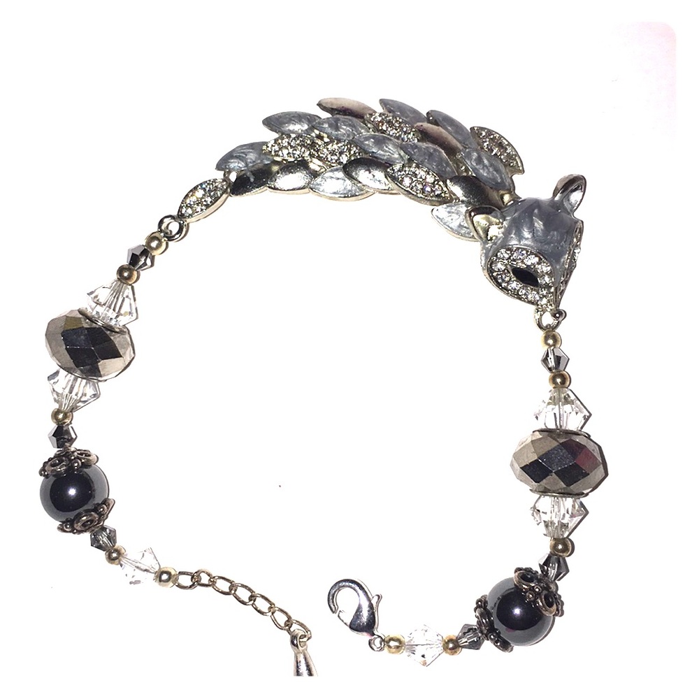 Slinky fox bracelet with sparkling beads